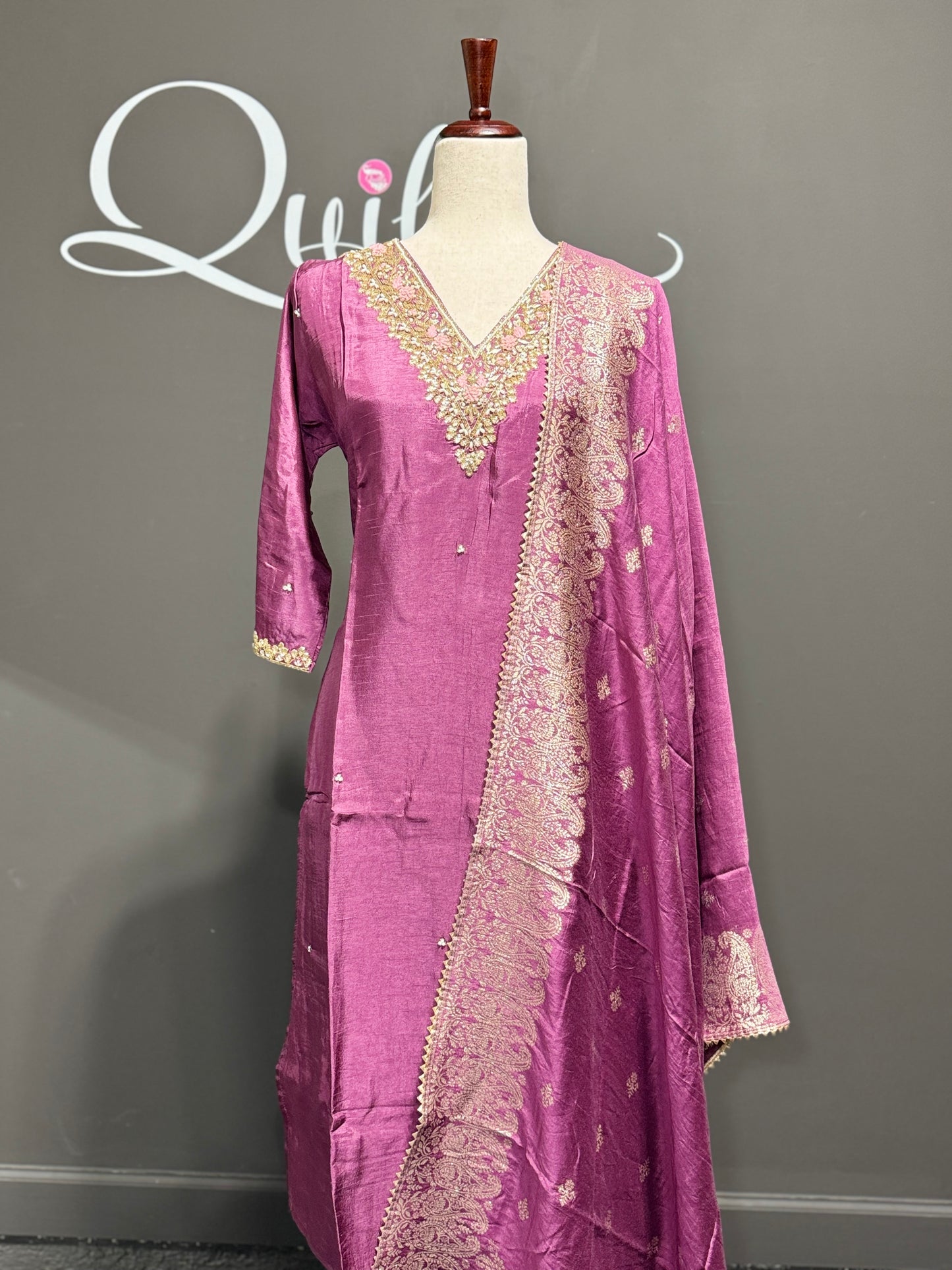 Maggam work kurti set