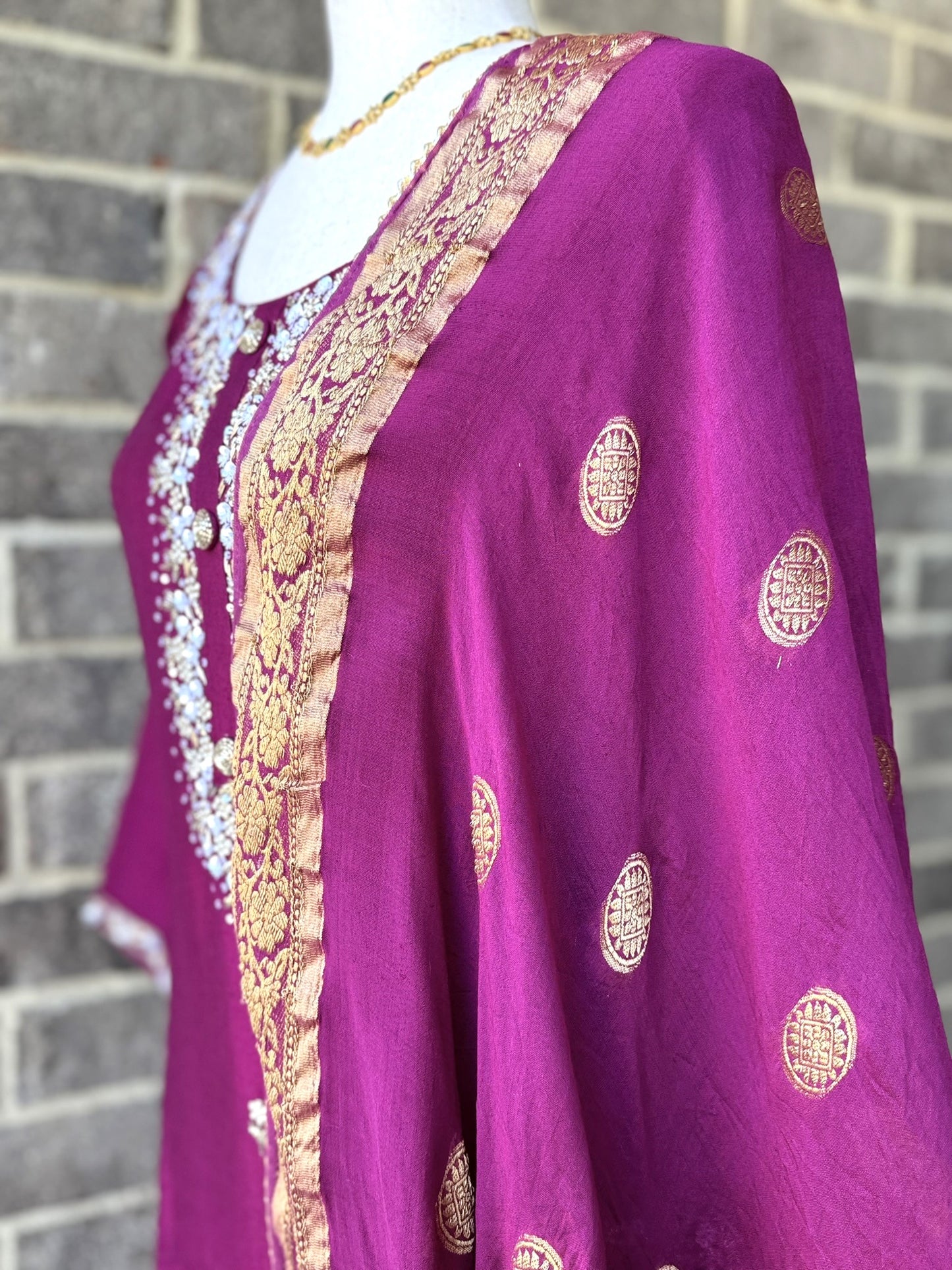 Magenta Color Dola Silk Kurti Set