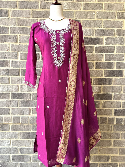 Magenta Color Dola Silk Kurti Set