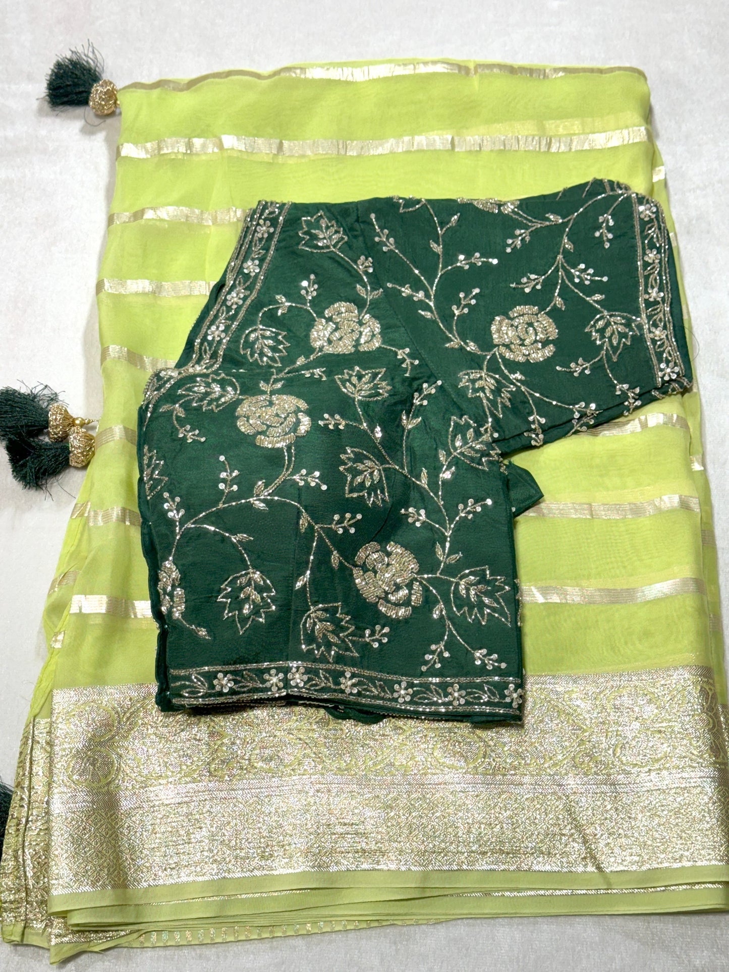 Chinnon Zari Saree