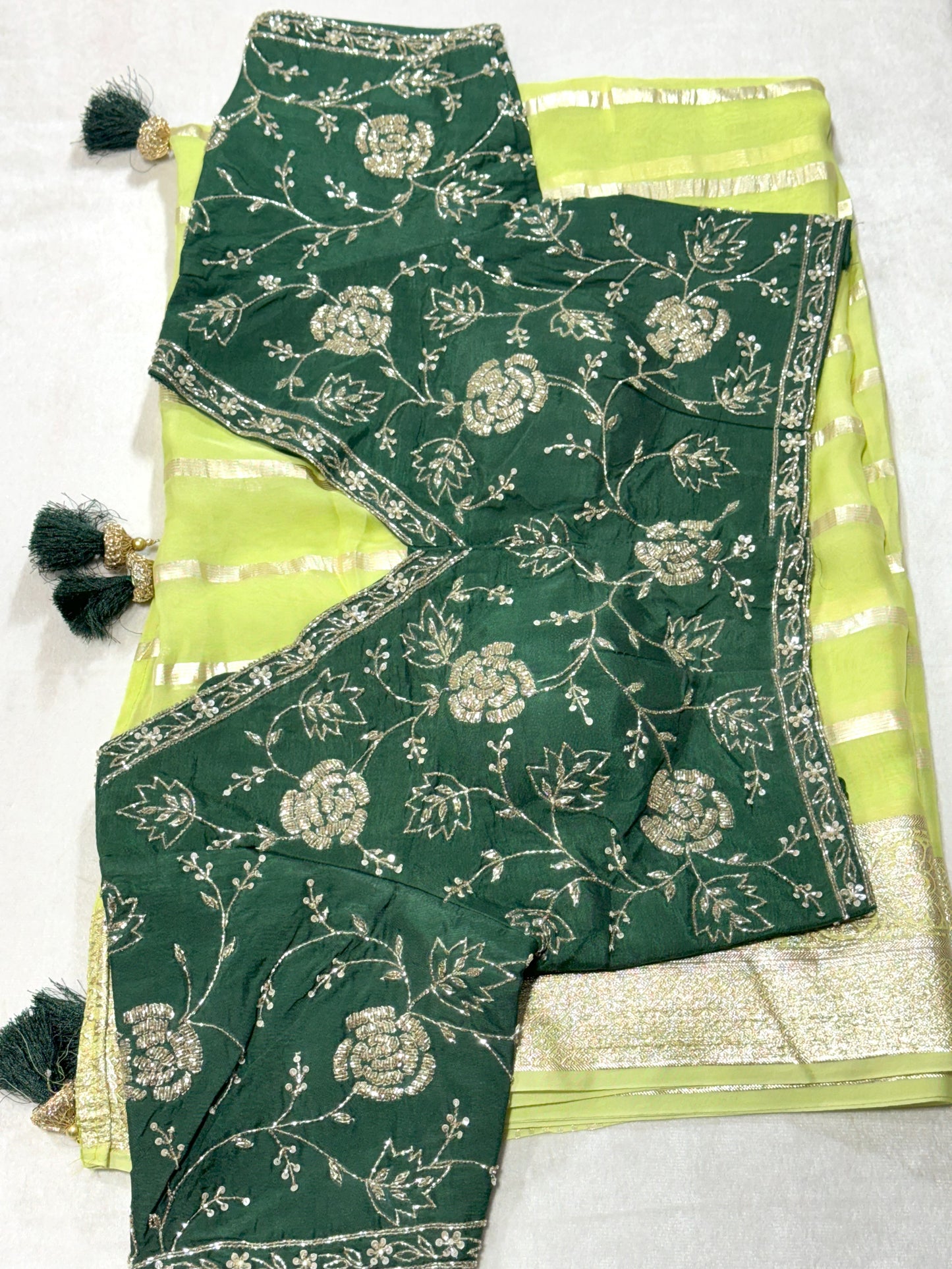 Chinnon Zari Saree