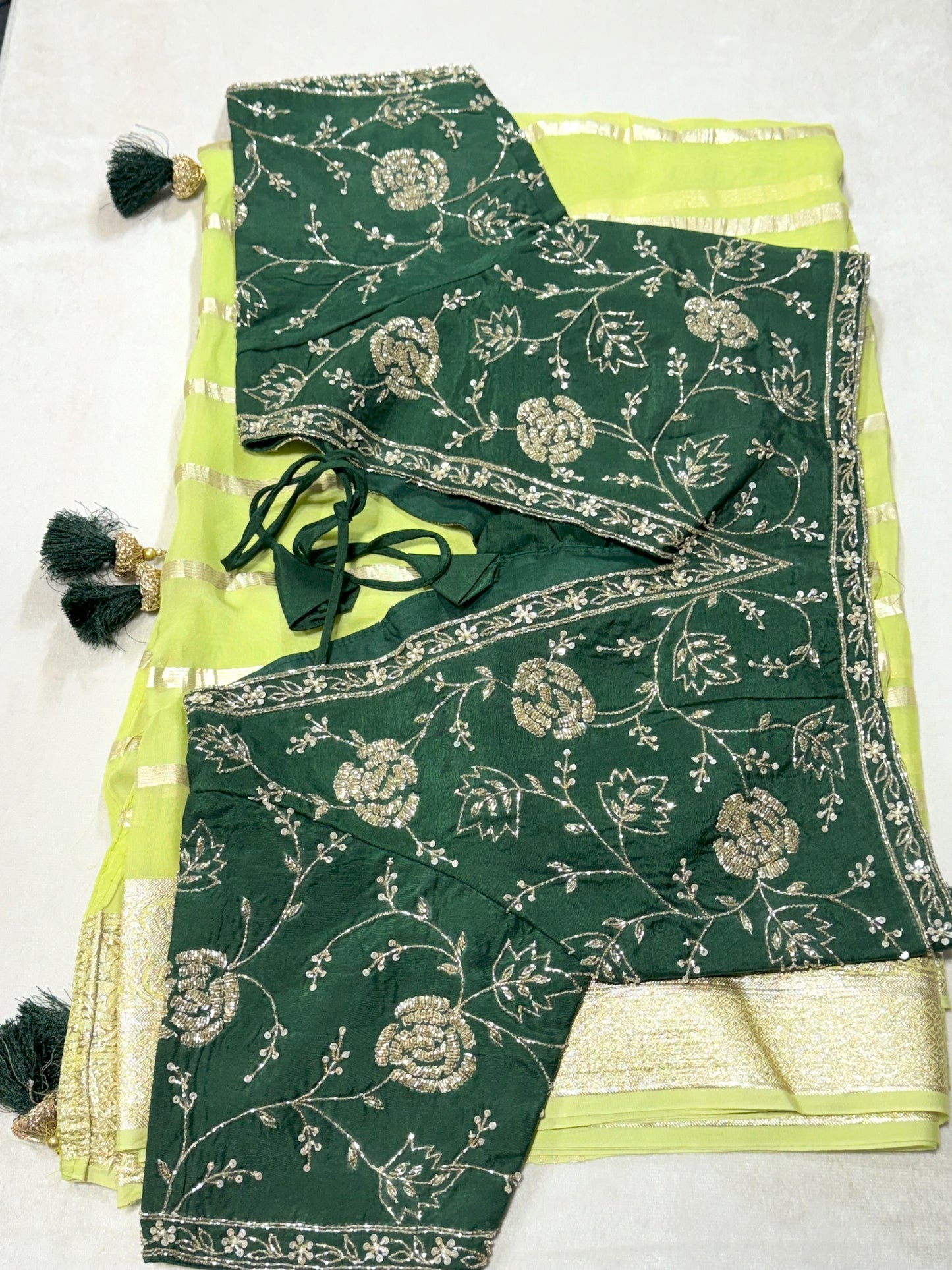 Chinnon Zari Saree