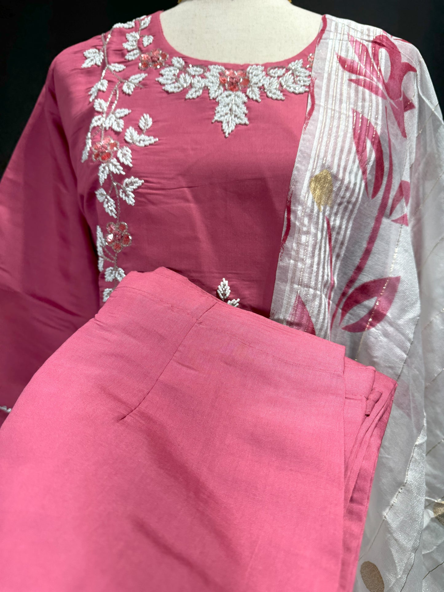 Moti Work Pink Kurti Set